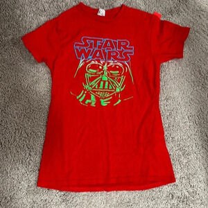 Star Wars Tee size Small